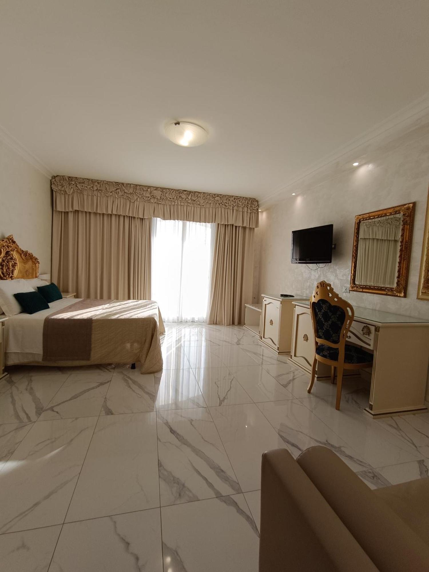 Hotel Paradise Porto Cesareo Extérieur photo